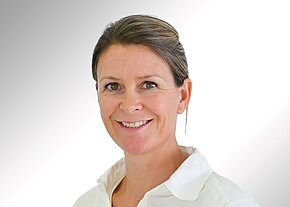 Dr. med. Michaela Bartscher Portraitfoto von Michaela Bartscher, Fachärztin für Orthopädie und Unfallchirurgie im MVZ MedCenter Bayreuth